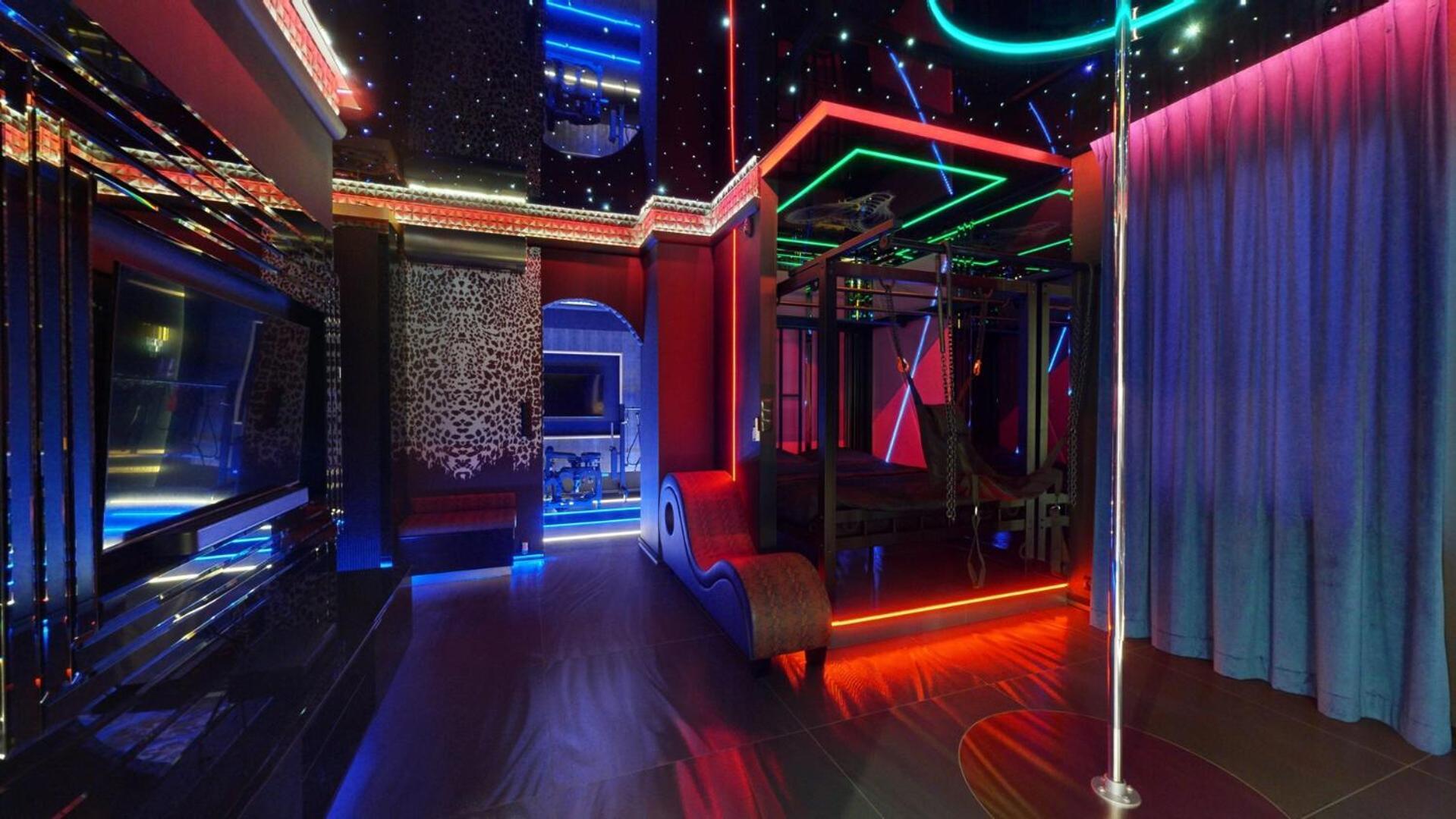 No Limits House - Bdsm Glamour Warszawa